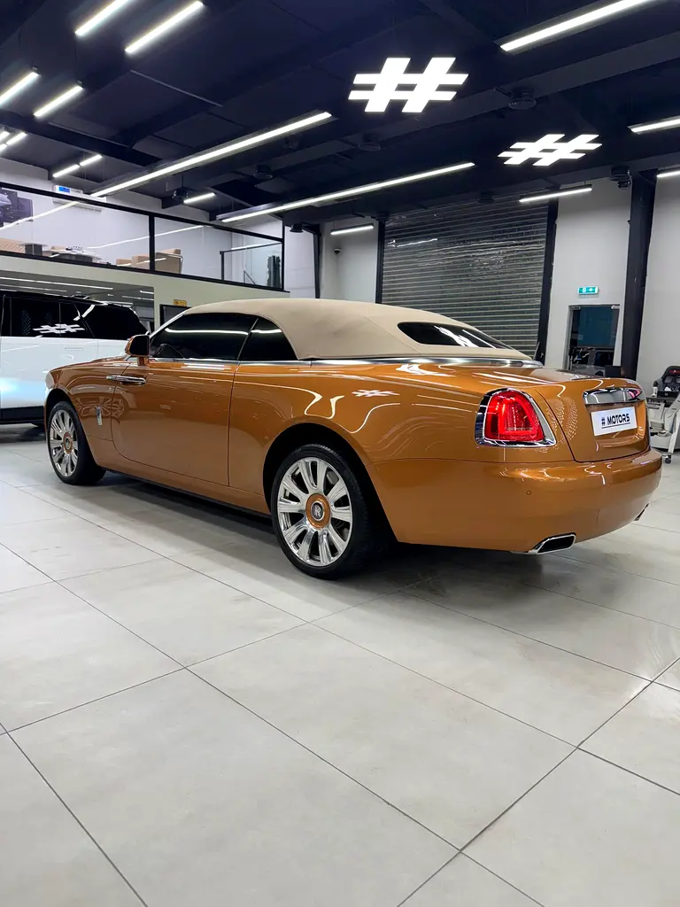 Rolls Royce Dawn - Image 9