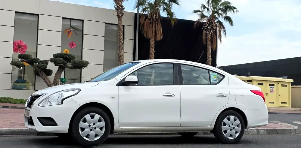 2022 Nissan Sunny Base - Image 5
