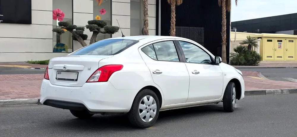 2022 Nissan Sunny Base - Image 7