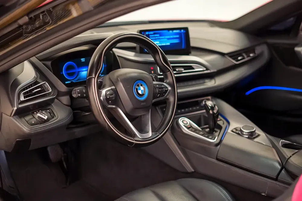 AED 4957 PM | BMW I8 2015 | WELL MAINTAINED | 1 YEAR WARRANTY - Image 10