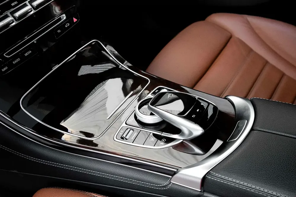 2,155 P.M | 0% Downpayment | 4Matic | SUV! - Image 10