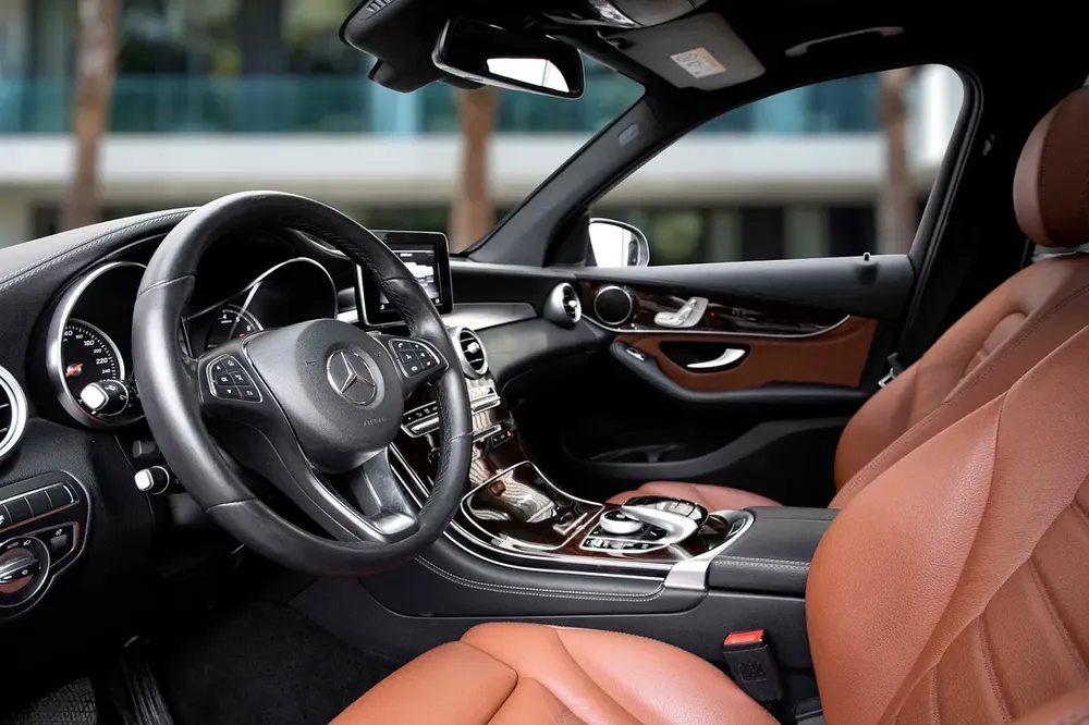 2,155 P.M | 0% Downpayment | 4Matic | SUV! - Image 9