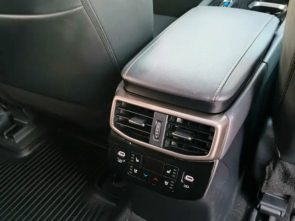 2023 Lexus RX 350h Platinum Hybrid - American Specs - Pristine Condition - Image 14