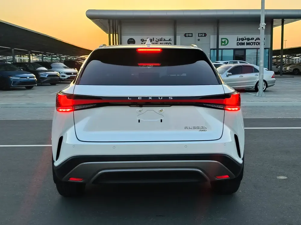 2023 Lexus RX 350h Platinum Hybrid - American Specs - Pristine Condition - Image 6