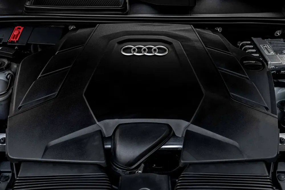 4,015 P.M |  Q8 55 TFSI Quattro S-Line | 0% Downpayment | Audi Warranty! - Image 14