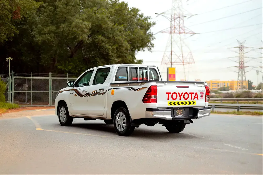 Hilux | Double Cabin 4x2 | Automatic | GCC Specs | Ref#T51049 - Image 4