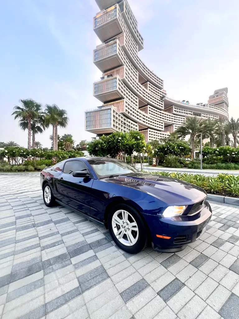 Ford Mustang v6 2012 American Specs - Image 4