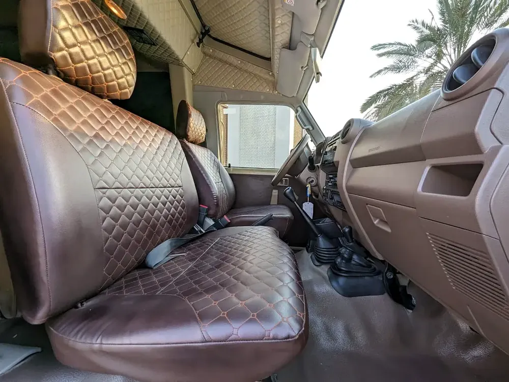 2019 TOYOTA LAND CRUISER MODIFIED TO SAFARI TRUCK GCC IN EXCELLENT CONDITION - Image 5