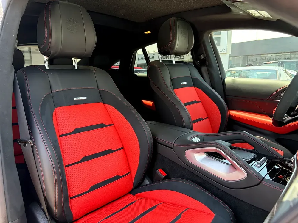 Clean title. GLE63. Night package. - Image 11