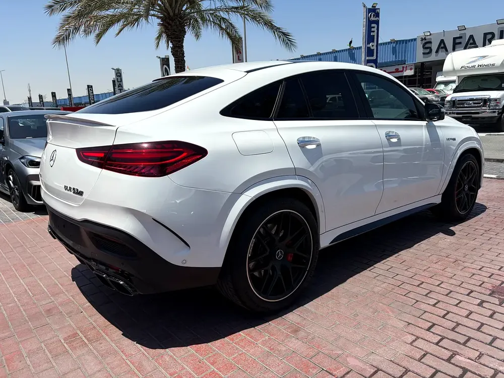 Clean title. GLE63. Night package. - Image 4