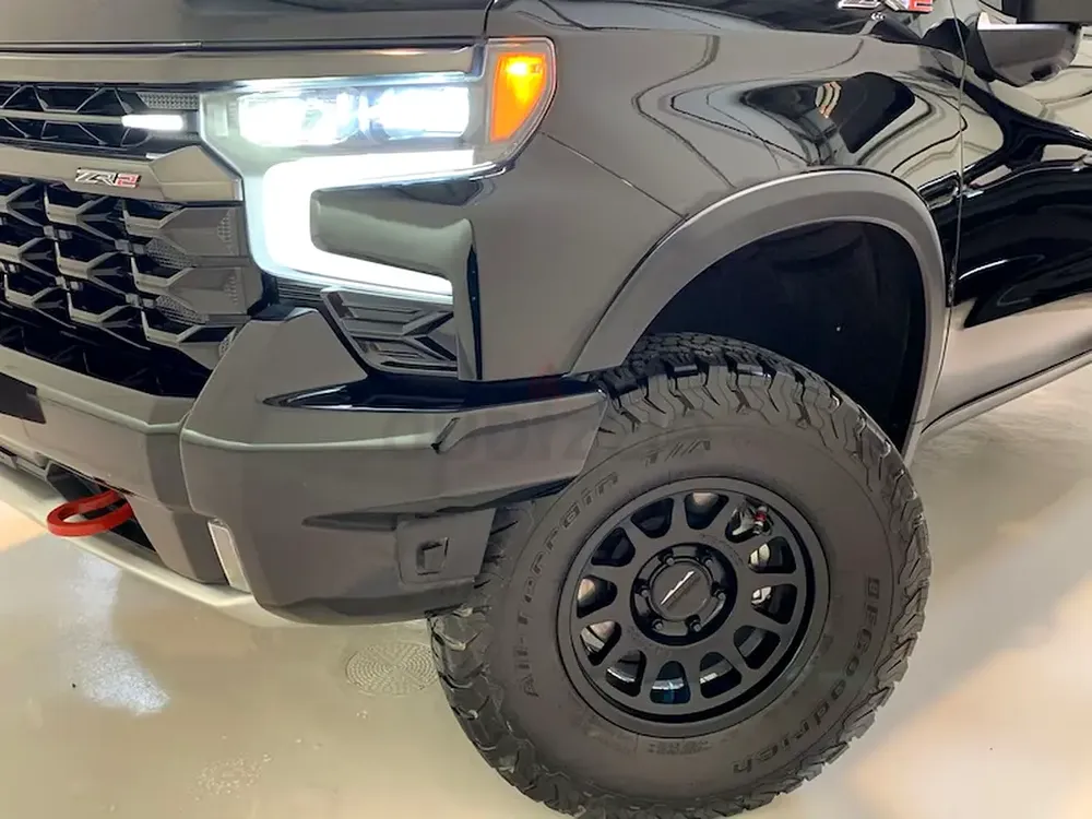 2023 Chevrolet Silverado ZR2 | GCC Specs | Pristine Condition - Image 8