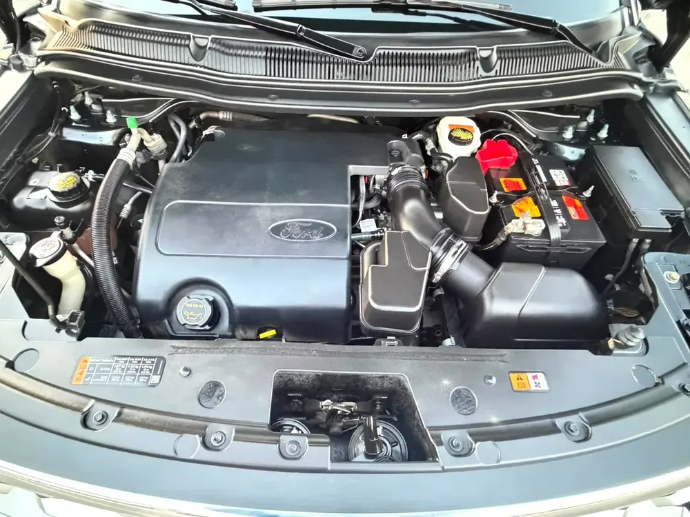 Under Warranty / Service Contract / FSH | Ford Explorer Limited 2018 GCC Specifications (2 Keys) - Image 18