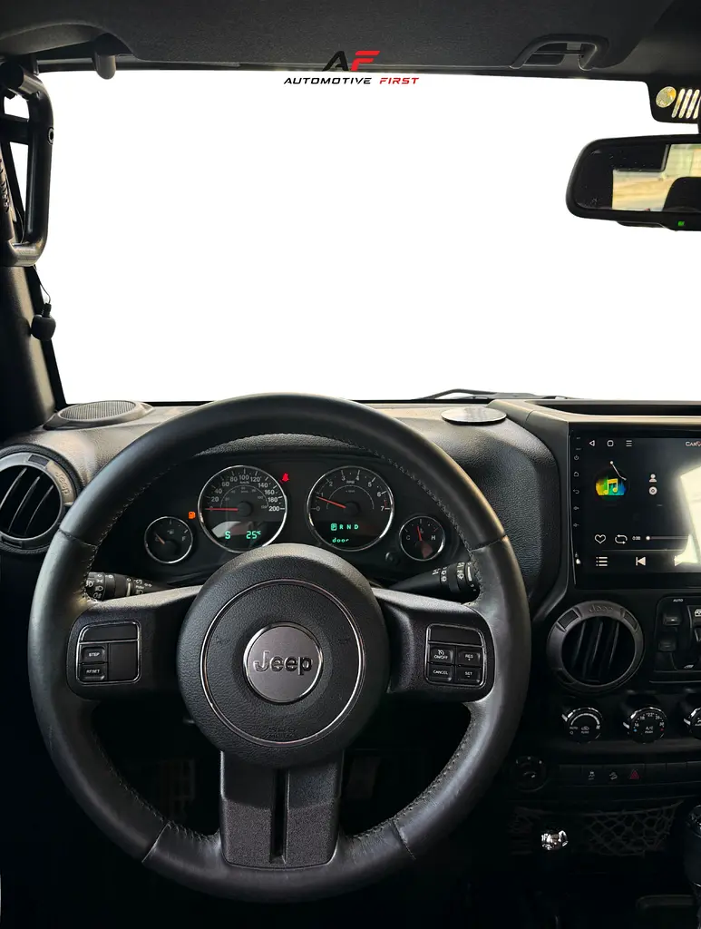 2015 Jeep Wrangler Unlimited Sport - GCC Specs - Image 4