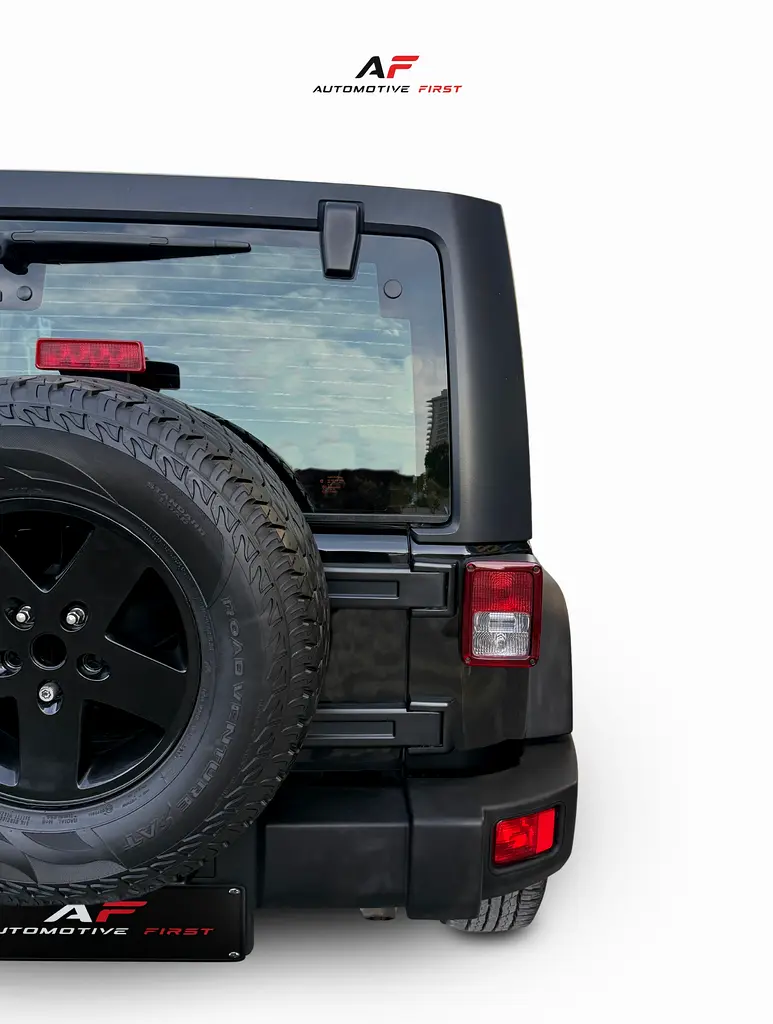 2015 Jeep Wrangler Unlimited Sport - GCC Specs - Image 9