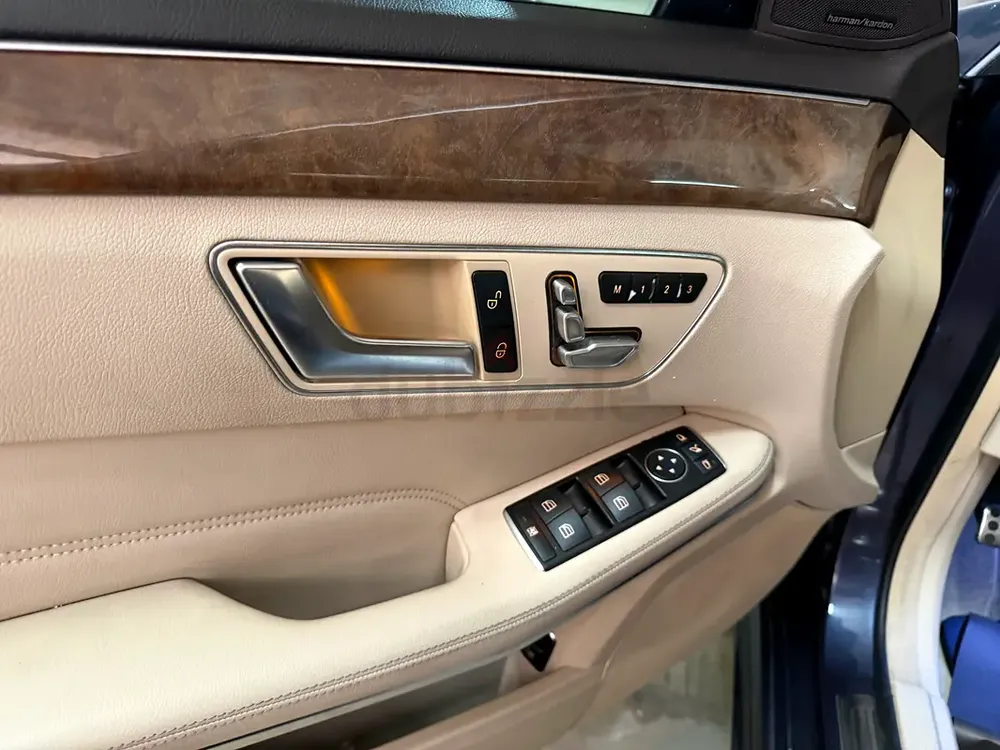 Mercedes-Benz E-Class E 350 2014 - American Specs - Image 6