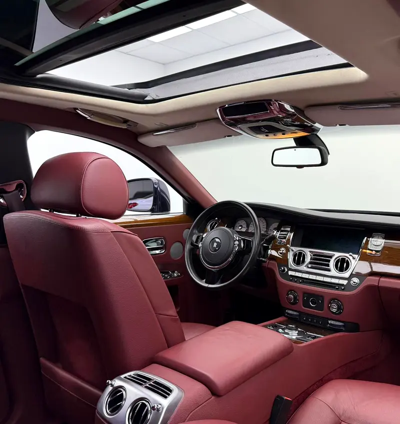 2010 Rolls-Royce Ghost ,Service History ,Excellent Condition ,GCC Spec - Image 11