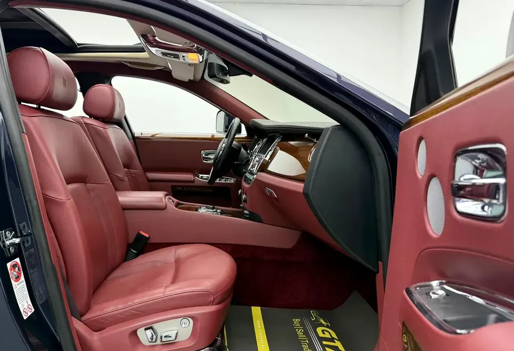 2010 Rolls-Royce Ghost ,Service History ,Excellent Condition ,GCC Spec - Image 16