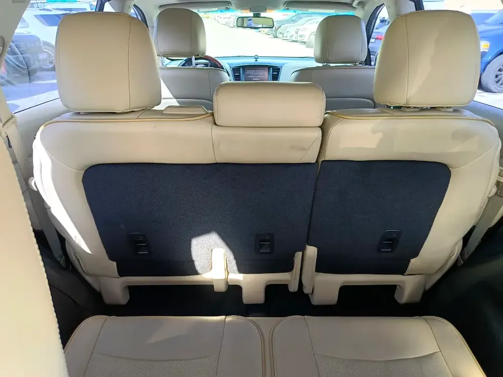 Infiniti QX60 2015 | GCC | Single Owner | Top Trim | 360° Camera | Panoramic Roof - Image 12