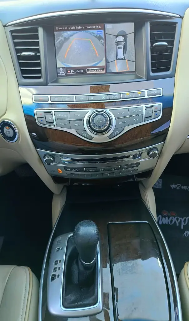 Infiniti QX60 2015 | GCC | Single Owner | Top Trim | 360° Camera | Panoramic Roof - Image 5