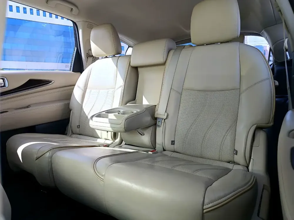 Infiniti QX60 2015 | GCC | Single Owner | Top Trim | 360° Camera | Panoramic Roof - Image 8