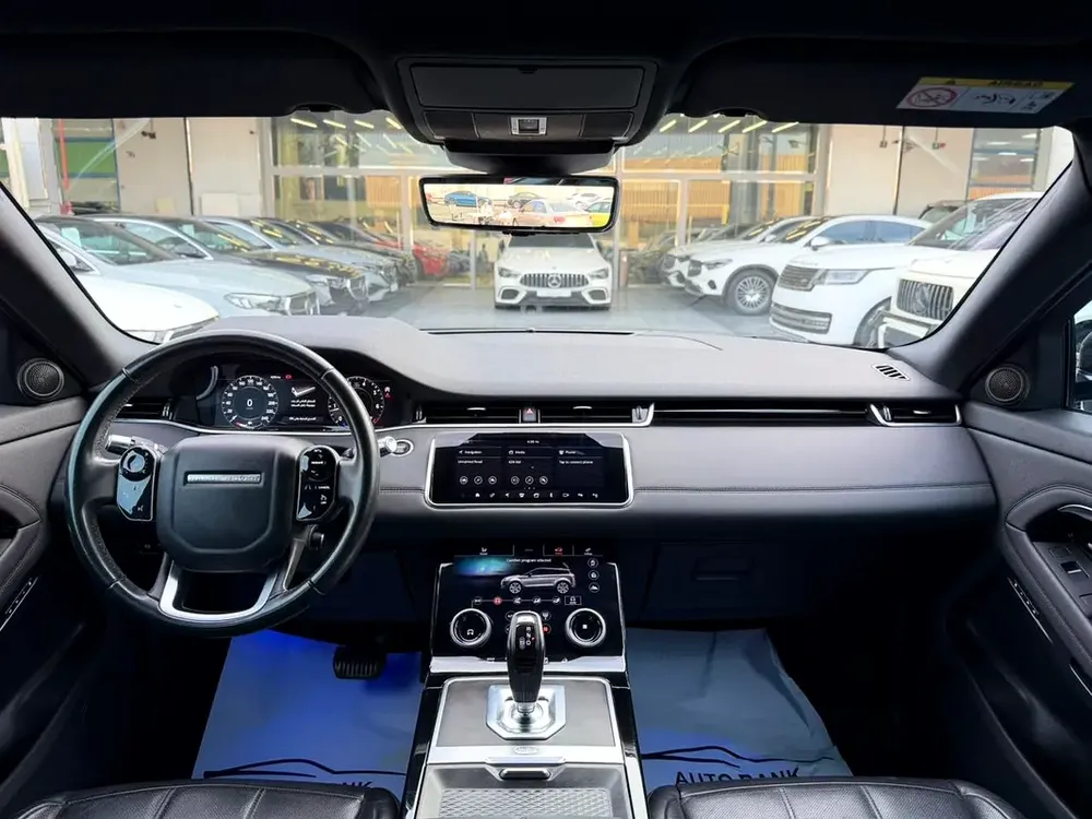 RANGE ROVER EVOQUE - MODEL 2020 - GCC SPECS - NO ACCIDENT - Image 8