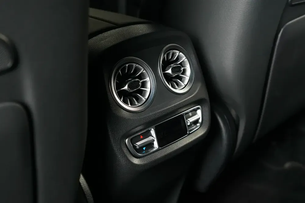 Mercedes Benz G63-Low mileage-file open with Agency-Mercedes Service package till 2/04/2029 - Image 18