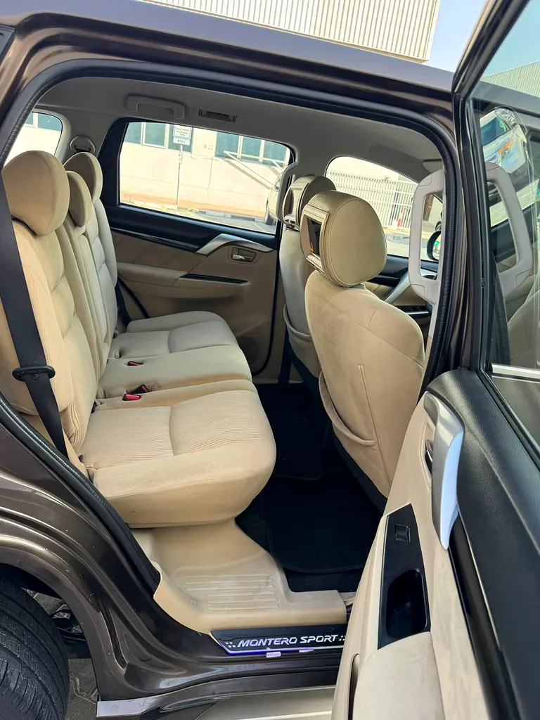 Mitsubishi Montero Sport 2017 Gcc Mid Option Free accident Perfect Condition - Image 12