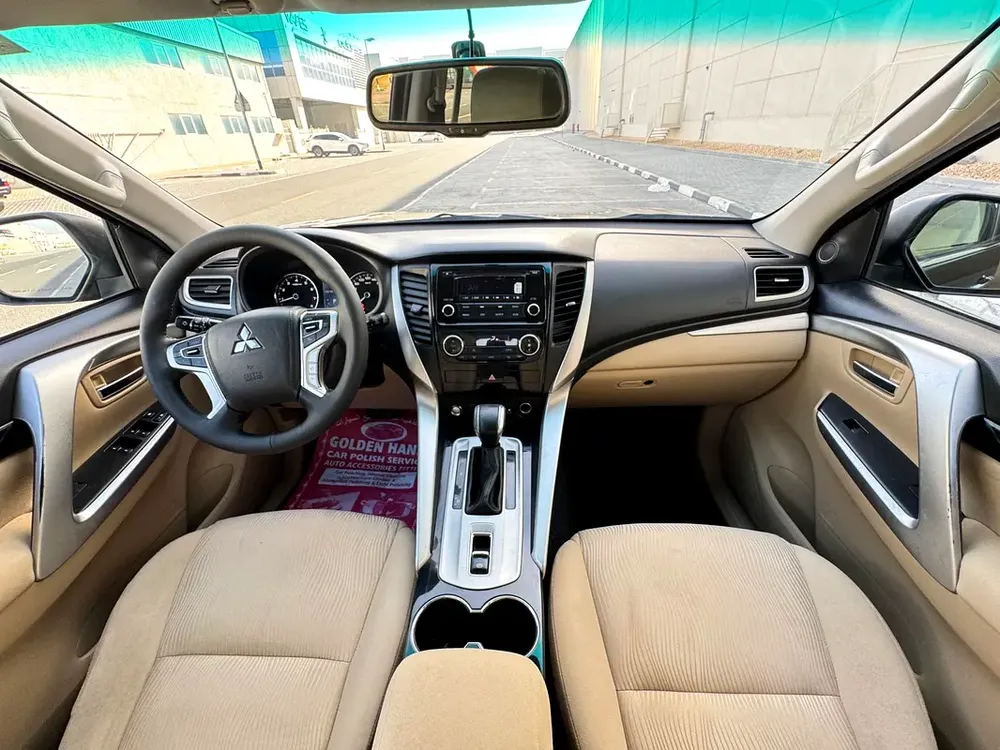 Mitsubishi Montero Sport 2017 Gcc Mid Option Free accident Perfect Condition - Image 13