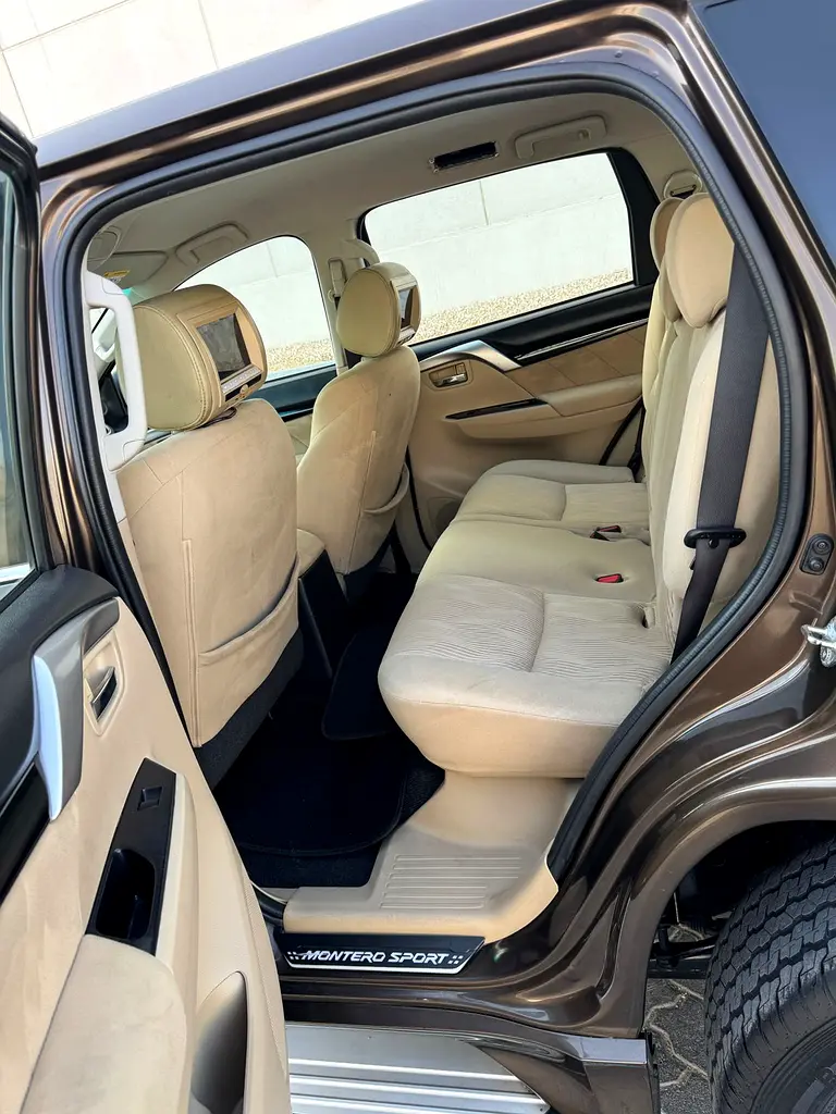Mitsubishi Montero Sport 2017 Gcc Mid Option Free accident Perfect Condition - Image 14