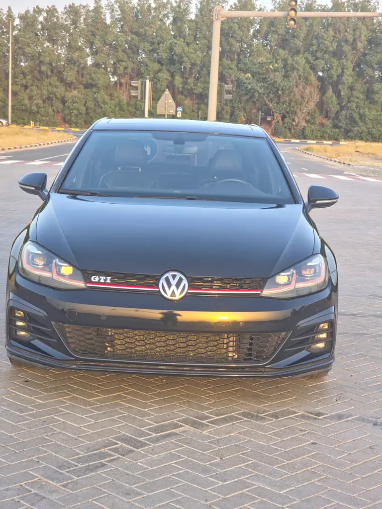 Volkswagen Golf GTI 2019 GCC Specs - Image 5