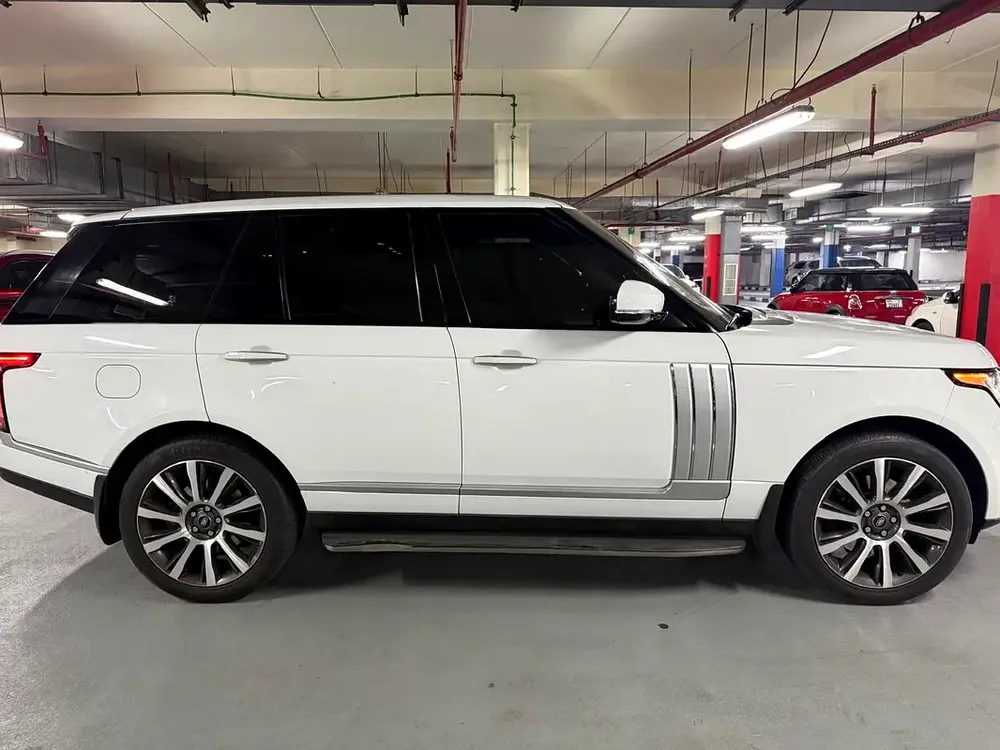 Land Rover Range Rover HSE 2016 - GCC Specs - Image 4