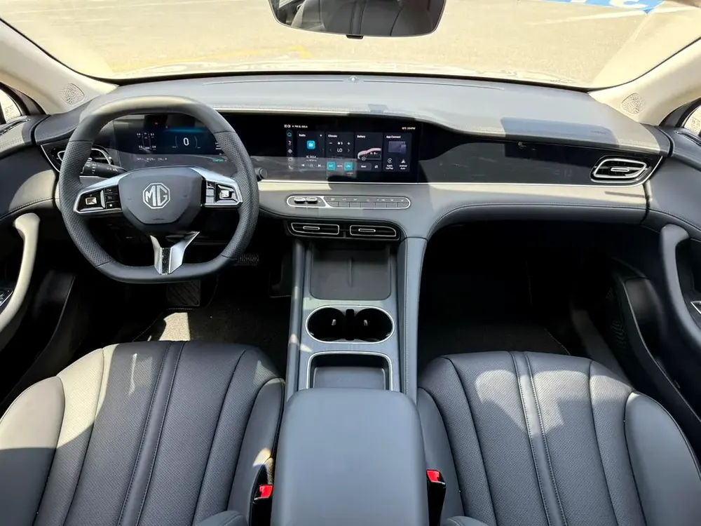 MG MG 8 Luxury 2026 GCC Specs - Image 7