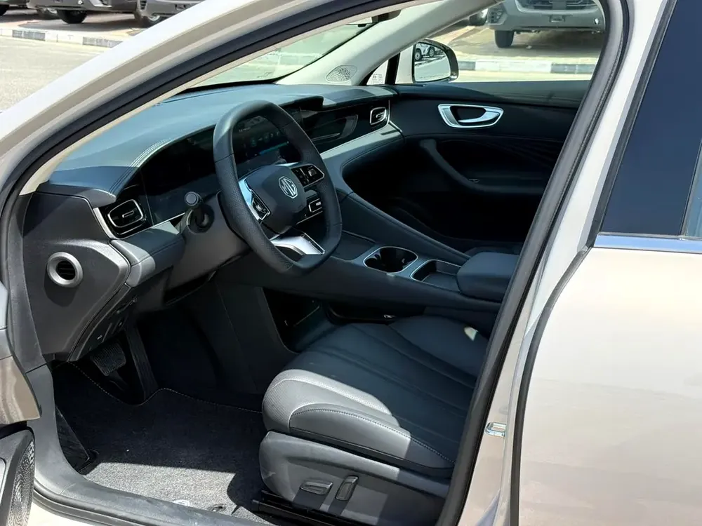 MG MG 8 Luxury 2026 GCC Specs - Image 8
