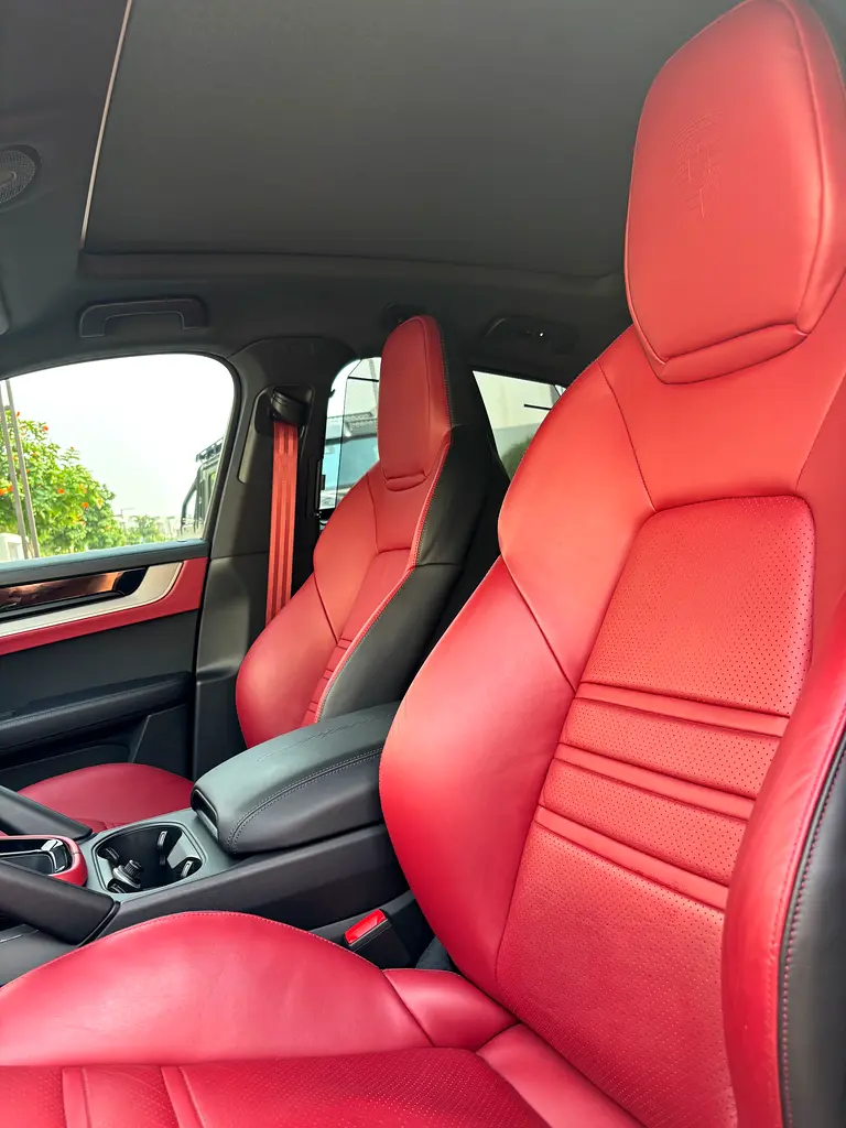 2024 Porsche Cayenne Coupe GCC Specs - Image 7