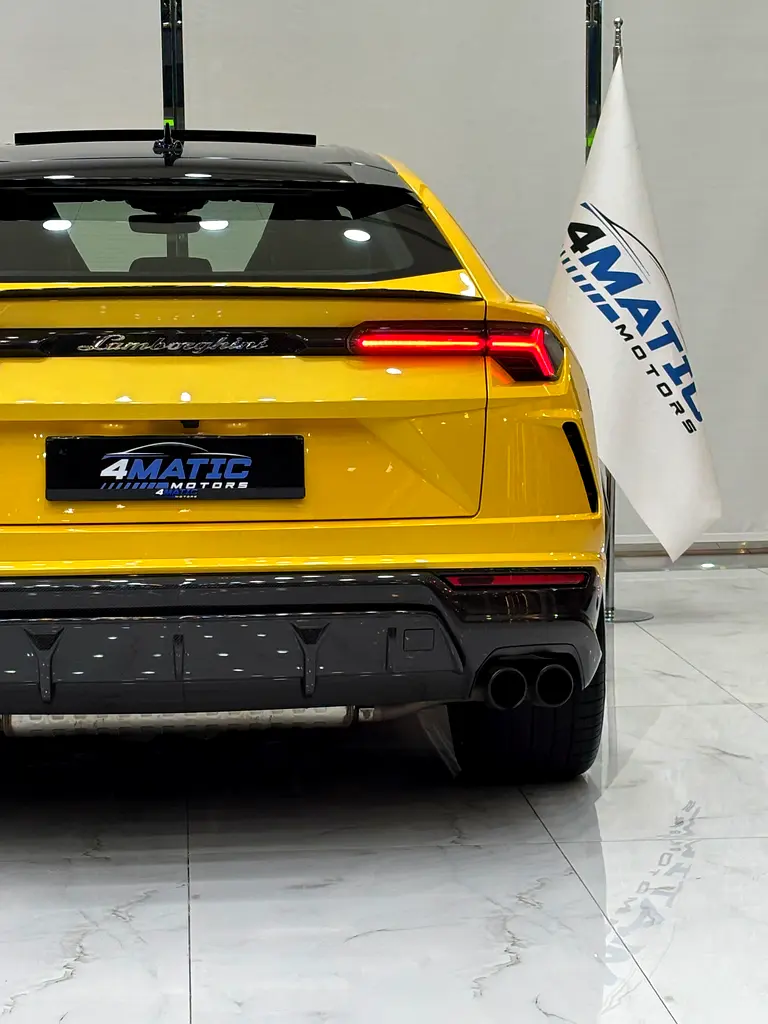 Lamborghini Urus Pearl Capsule - Image 9