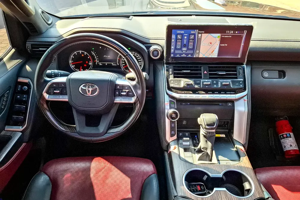 AED 4558/month | 2024 Toyota Land Cruiser VXR 3.5L | GCC Specs | Ref#411119 - Image 9