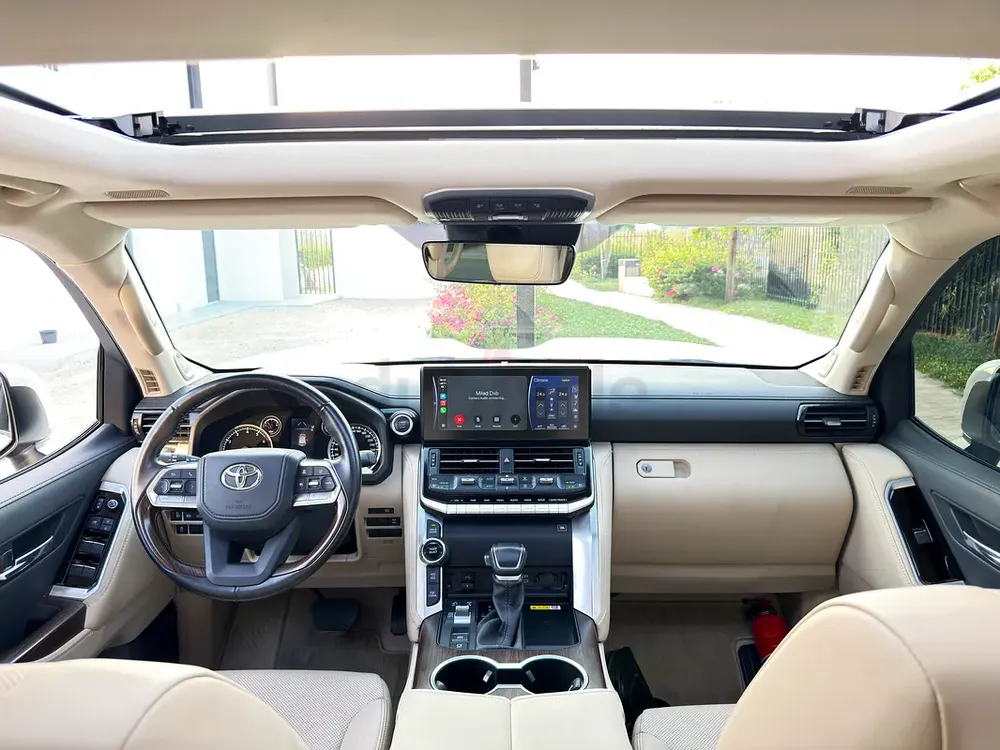 Toyota Land Cruiser GXR 2023 TwinTurbo I GCC Specs I Warranty - Image 4