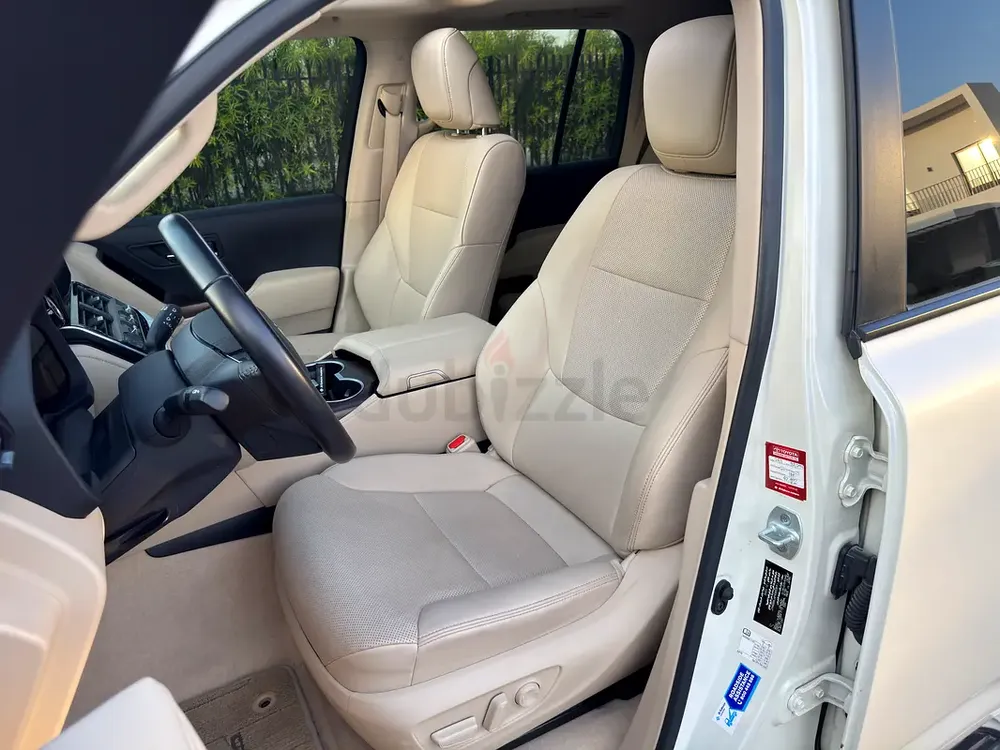 Toyota Land Cruiser GXR 2023 TwinTurbo I GCC Specs I Warranty - Image 5