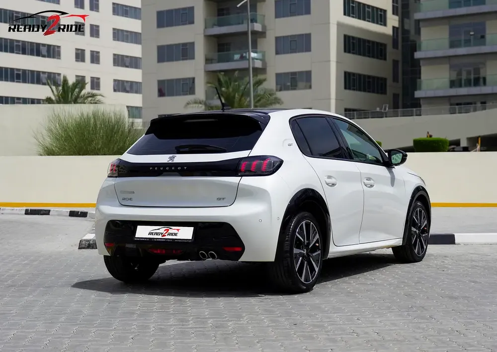 Peugeot 208 GT Line 2023 | GCC Specs | Low Mileage | Warranty - Image 7