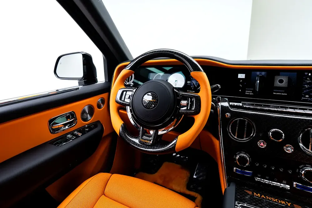 2026 ROLLS ROYCE CULLINAN BY MANSORY | GCC | WARRANTY  SERVICE | FULL CARBON - Image 9