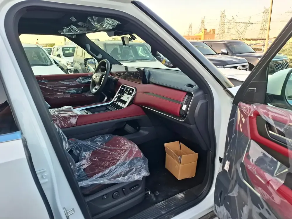 Nissan Patrol LE Platinum 3.5L TT Panoramic 2026 White inside Red - GCC - Export Only - Image 17
