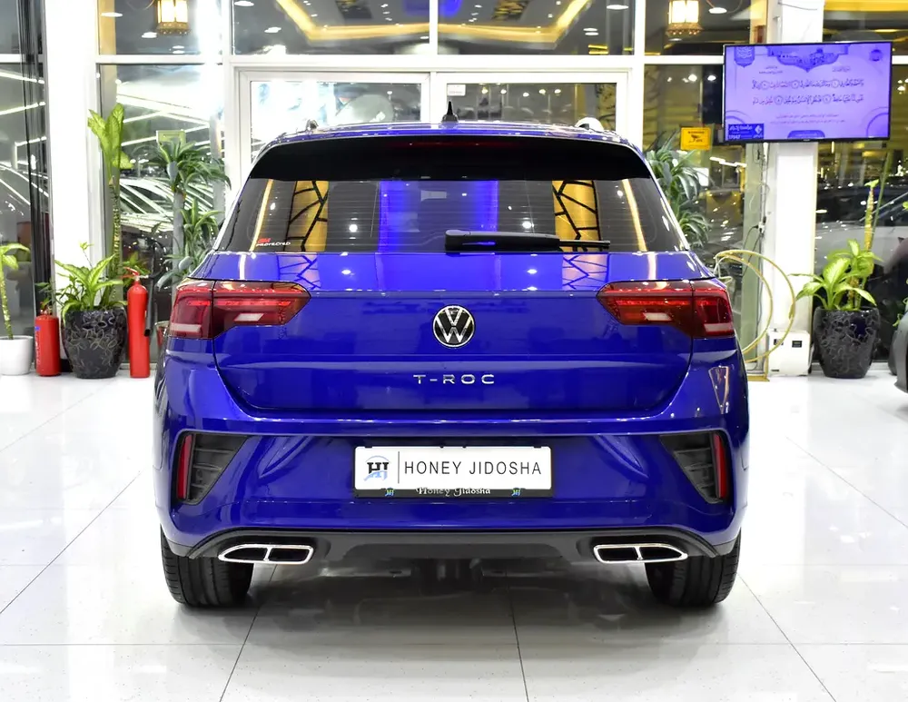AED 1,497 EMi at 0% DP | Volkswagen T-ROC R-Line ( 2023 Model ) in Blue Color GCC Specs - Image 5
