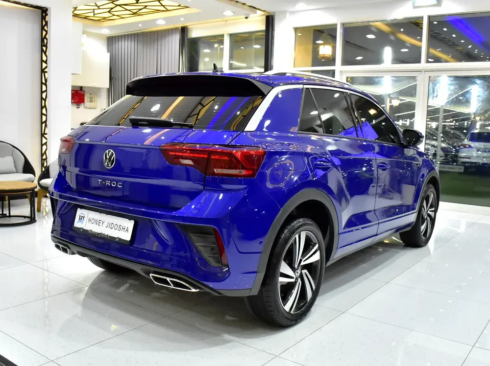 AED 1,497 EMi at 0% DP | Volkswagen T-ROC R-Line ( 2023 Model ) in Blue Color GCC Specs - Image 6