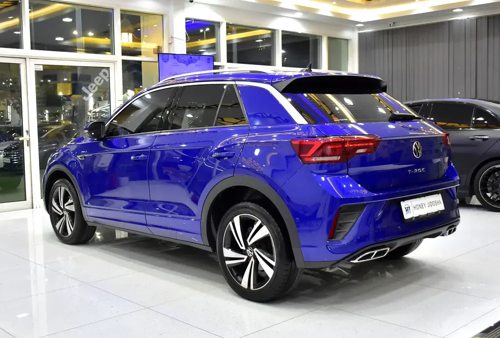 AED 1,497 EMi at 0% DP | Volkswagen T-ROC R-Line ( 2023 Model ) in Blue Color GCC Specs - Image 7