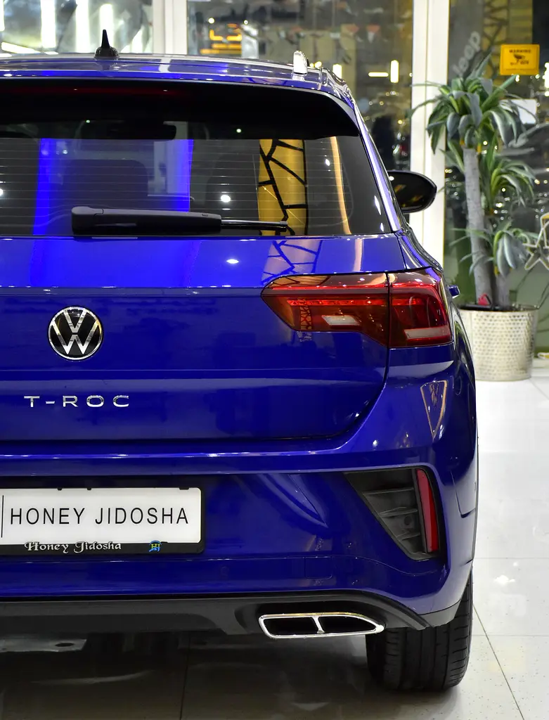 AED 1,497 EMi at 0% DP | Volkswagen T-ROC R-Line ( 2023 Model ) in Blue Color GCC Specs - Image 9