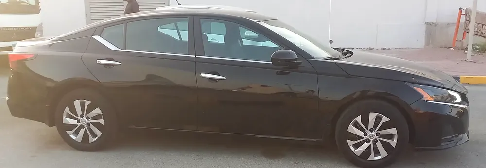 2023 Nissan Altima S - American Specs - GCC Ready - Image 10