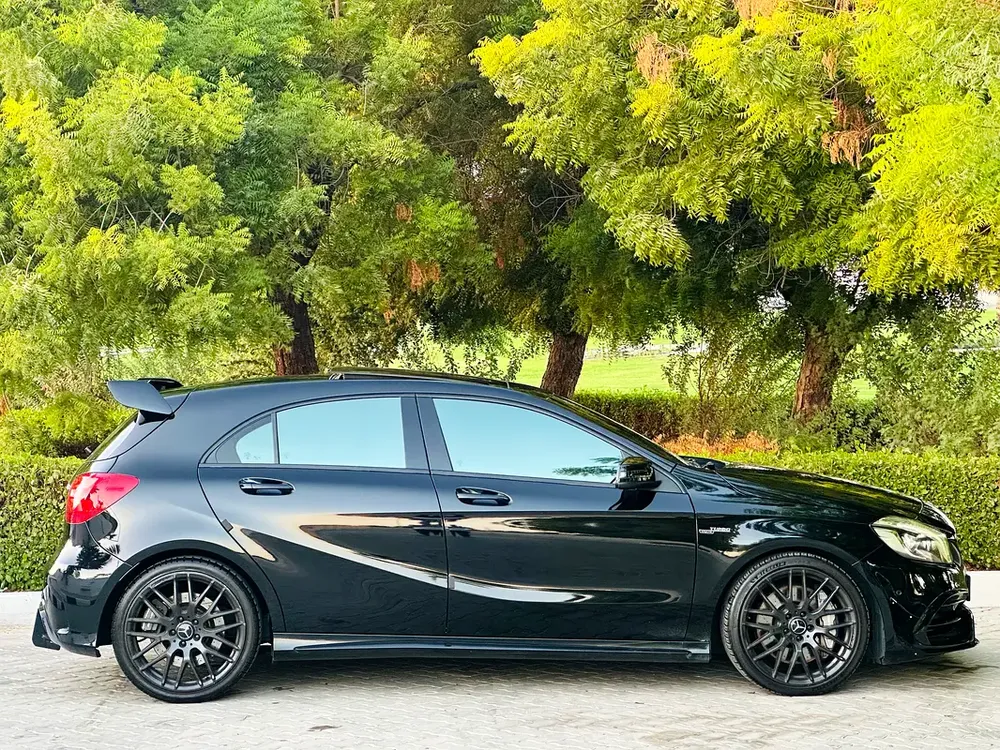 Mercedes Benz A45 AMG FULL OPTIONS FREE ACCIDENT - Image 13