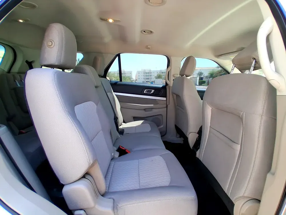 Ford Explorer Base 2018 GCC Specs - Well Maintained Family SUV - Image 17