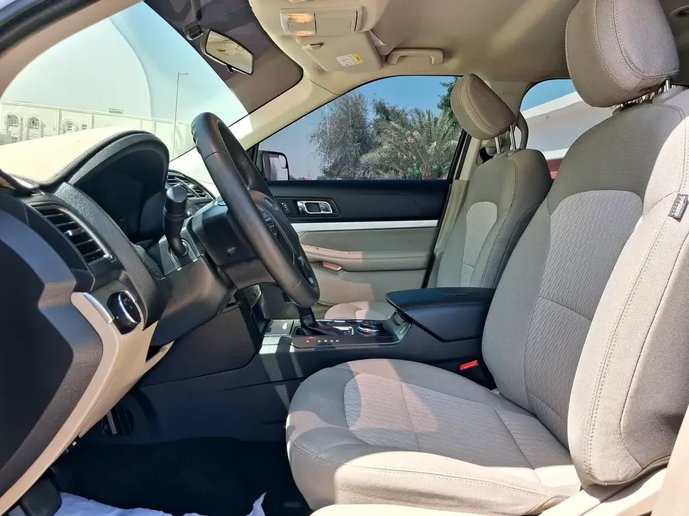 Ford Explorer Base 2018 GCC Specs - Well Maintained Family SUV - Image 18