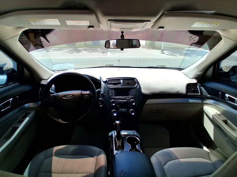 Ford Explorer Base 2018 GCC Specs - Well Maintained Family SUV - Image 19